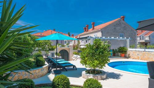 Villa Ida - Foto 5, Garden, sunbed