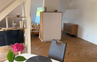 Moderne großzügige Dachgeschosswohnung in Potsdam an den Ravensbergen - Foto 2