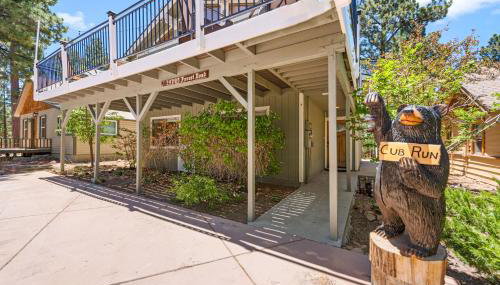 Cub Run Cabin - Spacious home close to the lake with Hot tub! - Foto 1, Garden, Garden view