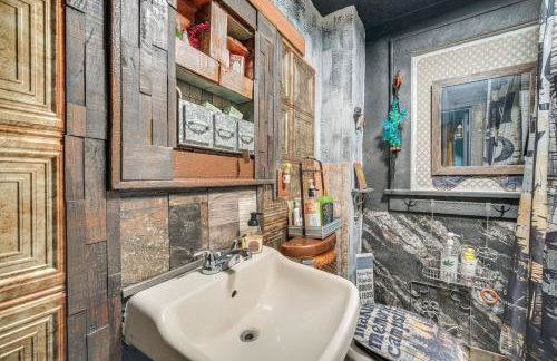 7 Mi to Cuyahoga Valley NP Walkable Apt! - Foto 20