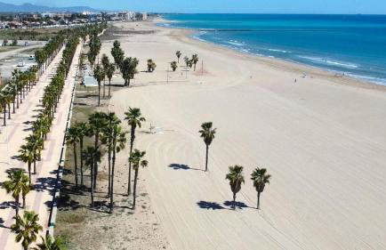 Apart. Port Arenal con terraza y piscina - Foto 22