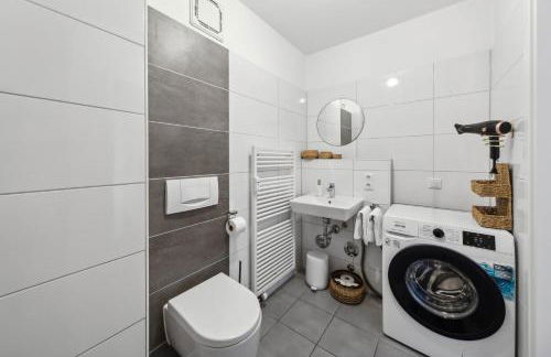 Barrierefrei - Privatparkplatz - zentral im Grünen - Foto 15