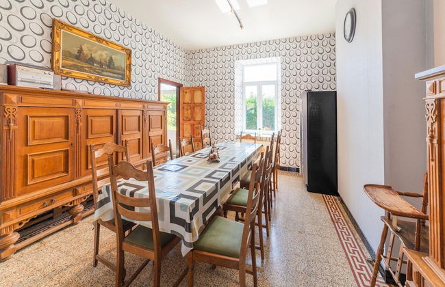 Elegant Home in Bievre With Garden - Foto 27