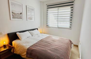 Apartamento con Piscina y Jardín Espectacular Cala Sirenas - Nuevo - Foto 6