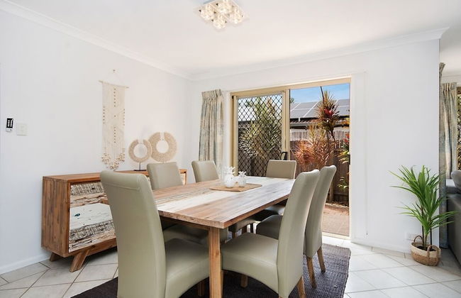 Kailani Beach House - Photo 5