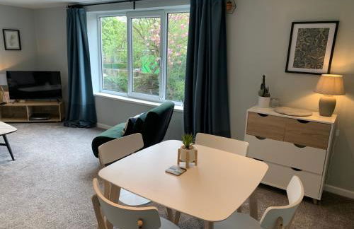 Bronte Country - 2 Bed Apartment near Cliffe Castle - Foto 40