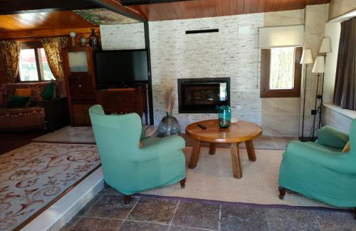 CABAÑA DE MADERA JUNTO AL LAGO LAS JARAS - Foto 36