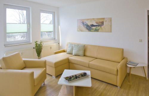 Strandhaus Mönchgut Ferienwohnung 13 mit Sauna- und Schwimmbadnutzung im AHOI Sellin - Foto 4