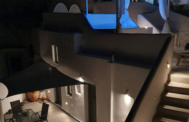 Astrea Suites Feggaropetra Cave House - Photo 6