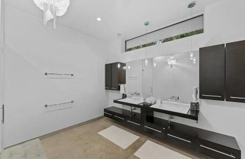 Floral City Oasis - Pool, BBQ Area & Forest View - Foto 8