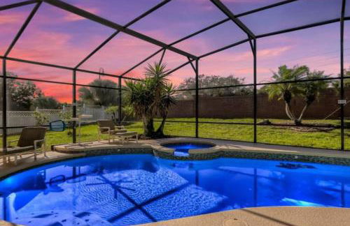 The Marvel Mansion 5BR Pool Home Near Disney World - Foto 2