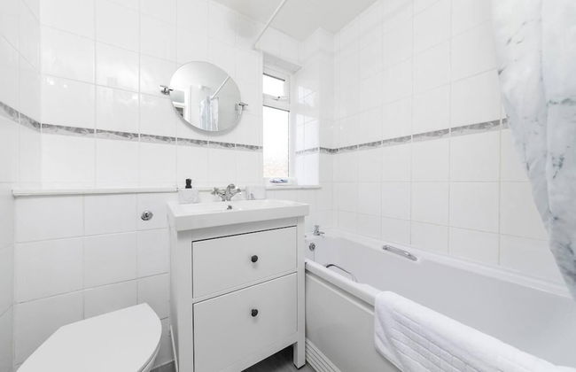 Cosy 2BR Home Near Milton Keynes Centre - Foto 1