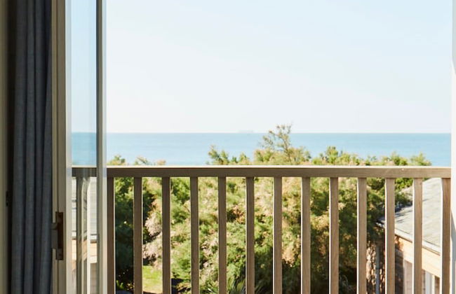 Beachfront House w Pool Steam - Photo 14