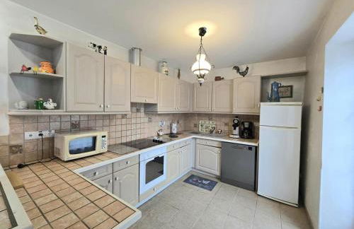 Charmante maison en pierre avec cheminée et animaux acceptés - FR-1-616-165 - Foto 5