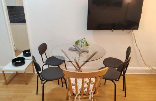 Two bedroom apartment in Queensway, London W2, - Foto 12