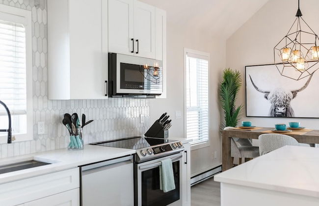 The Oxen - Dt Home w Putting Green and Tons of Parking - Photo 19