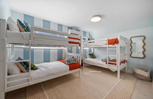 Casa Azul - Waterfront, Hot Tub, Sauna, Heated Pool, Mini Golf, Arcade - Foto 7