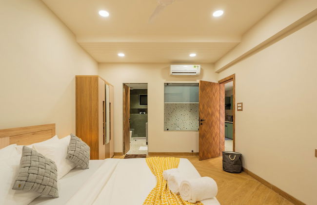 ELIVAAS Kamerios Maris 1 BHK Jacuzzi - Photo 8