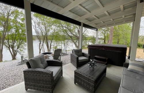 Stargazers' Retreat A Tiny Home on the Riverside - Photo 25