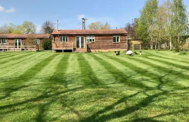 Leverets - Squirrel Lane Lodges Ludlow - Photo 17