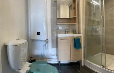 Tout Inclus - Plein Centre - Netflix - Moontown - Foto 23