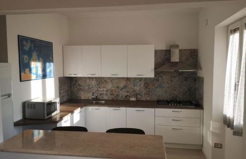 Casa Izzo, trilocale con terrazza e parcheggio privato - Foto 5