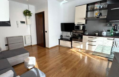 The Sunflower Apartment - Photo 9