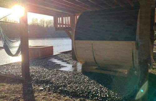 Riverfront Getaway on the Wild and Scenic - Foto 1