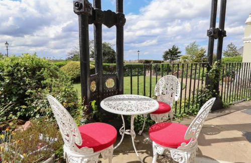 Ismay Billiard Room Apartment - Titanic Interest - Foto 25