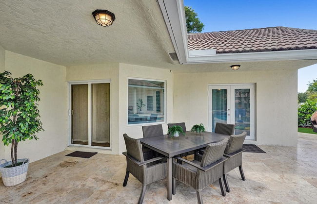 The Grand Luxe 8BR Villa w Pool and Basketball - Foto 27