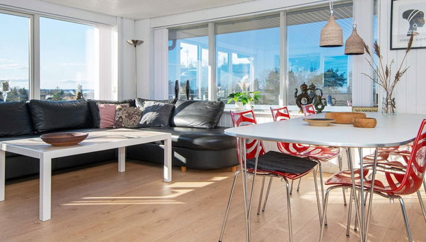 8 Person Holiday Home in Allingabro - Photo 5, Interior