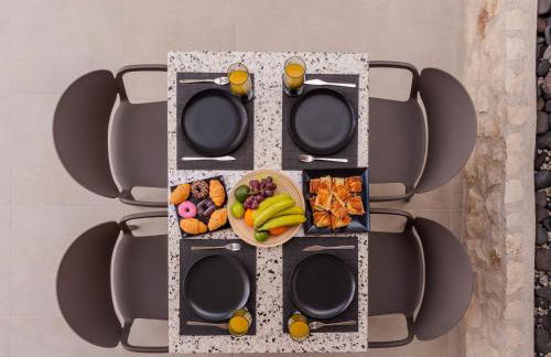 Sugarwhite Suites with Private not Heated Pool - Foto 28