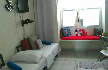 Apartamento Studio ao Lado da Praia com Wi-Fi e TV Smart - Foto 10