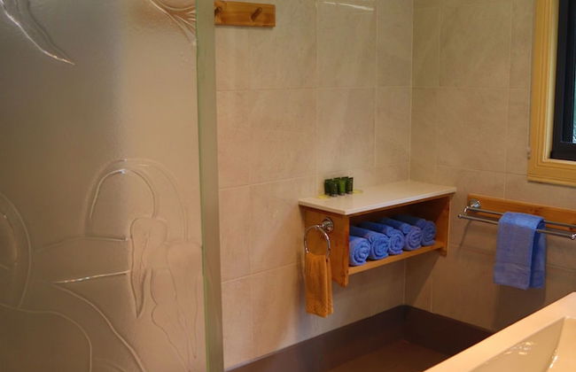 Strahan Bungalows - Photo 37