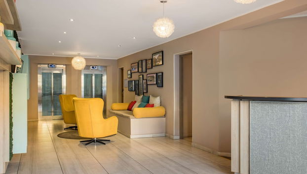 Radisson Serviced Apartments Antananarivo City Centre - Foto 3, Vestíbulo