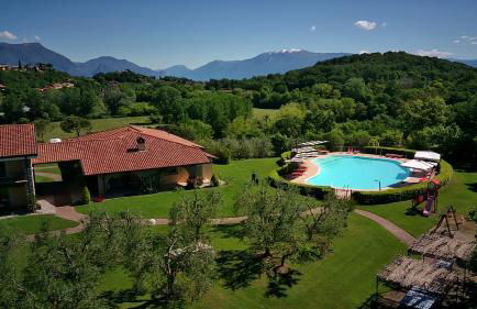 Garda Hill Boutique Apartments with Panoramic Pools e Agriturismo - Foto 39