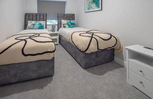 Beautiful, Peaceful, 5 Bedroom home with Hot Tub! - Foto 69