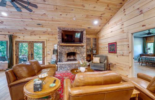 400 Acres on Lavender Mtn Getaway with Hot Tub! - Foto 6