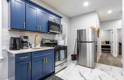 Modern Escape 3BR Apt with Parking - Foto 29