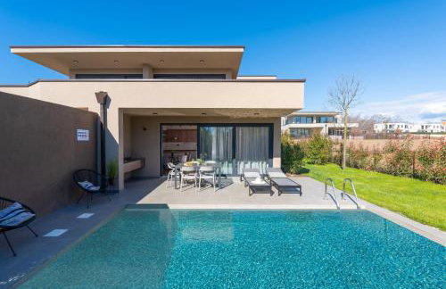 Quercus Village Apartments with private pool - Foto 2