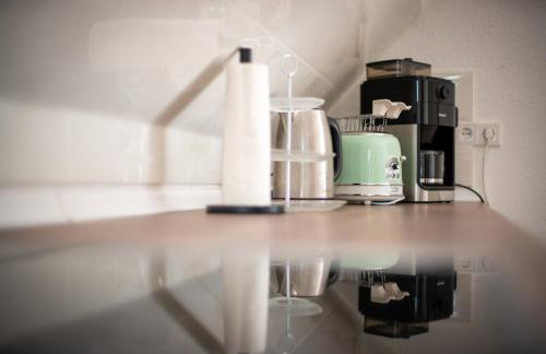 Gemütliches Heimkino mit Balkon & Beamer - Foto 3