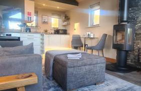 Fox Corner, Ambleside, romantic retreat for two, dog friendly, hot tub - Photo 17