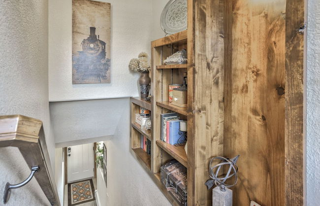 2brdowntown Occmountain Views & Grill - Photo 24