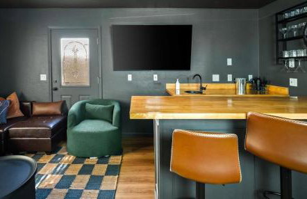 Slide into Fun Pool Games Fire Pit Sport Court - Foto 59