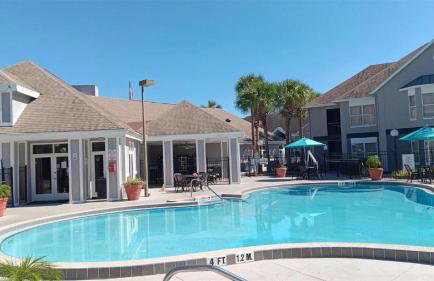 Two bed condo in Parkway Palms Resort - Foto 23