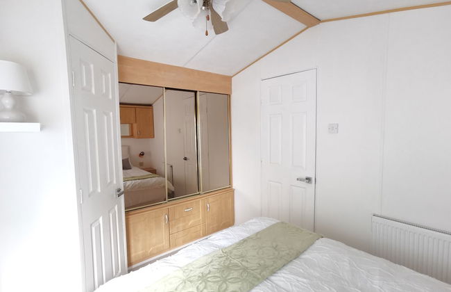 Lakes and Woodlands Overstone Holiday Park - Foto 6