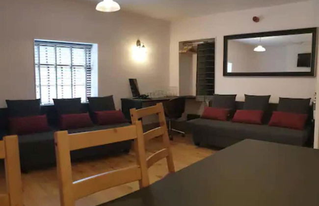 1700s Canalside Cottage Sleeps up to 12 Guests - Foto 27