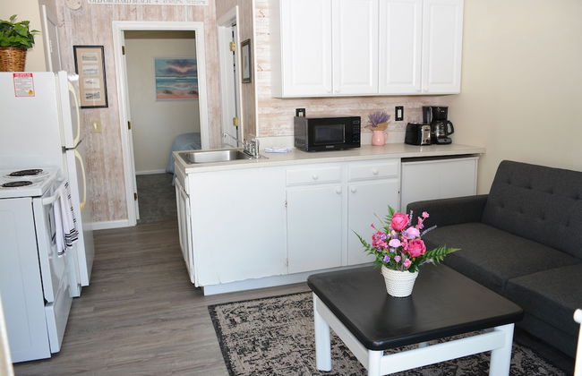 68 East Grand Ave - Photo 15