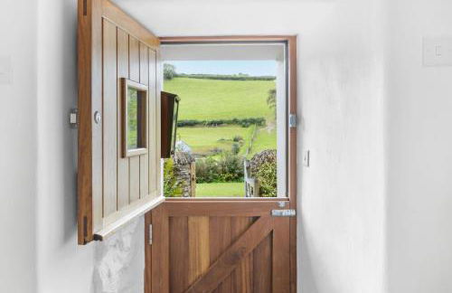 Middle Cottage - Tranquil cottage ideal for walkers - Photo 13