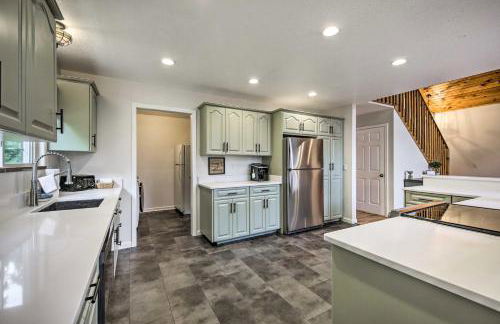 Huge Blairsville Cabin Game Room and Mtn View! - Foto 9